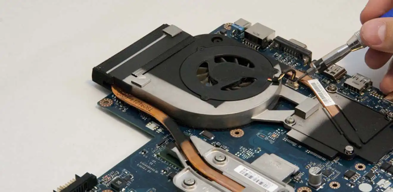 Чистка ноутбука Packard Bell от пыли в Астрахани | Замена термопасты