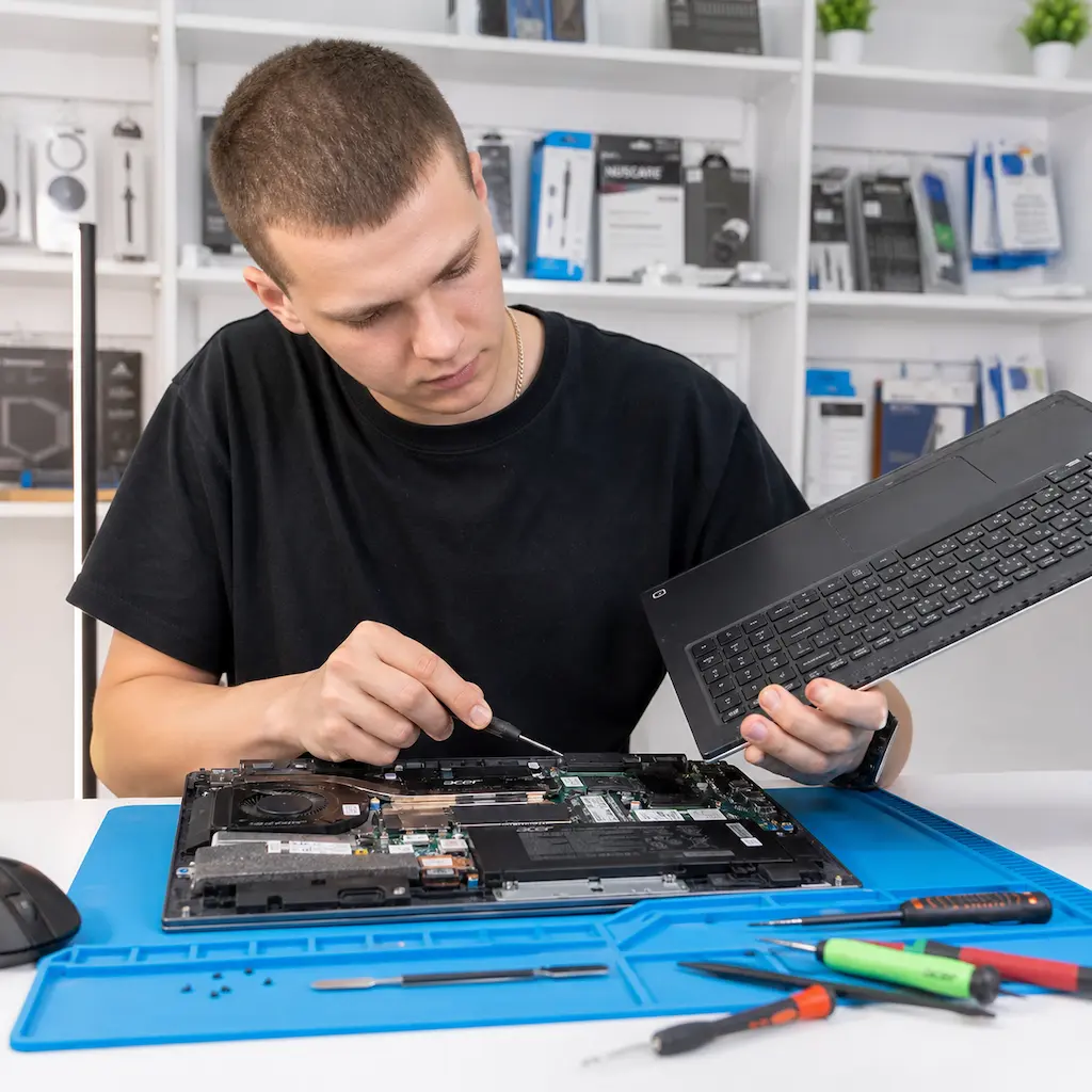 заменить клавиатуру на ноутбуке Acer в Астрахани