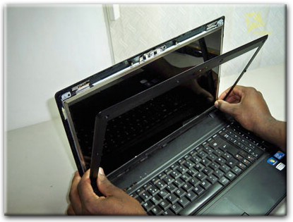 Замена экрана ноутбука Lenovo в Астрахани
